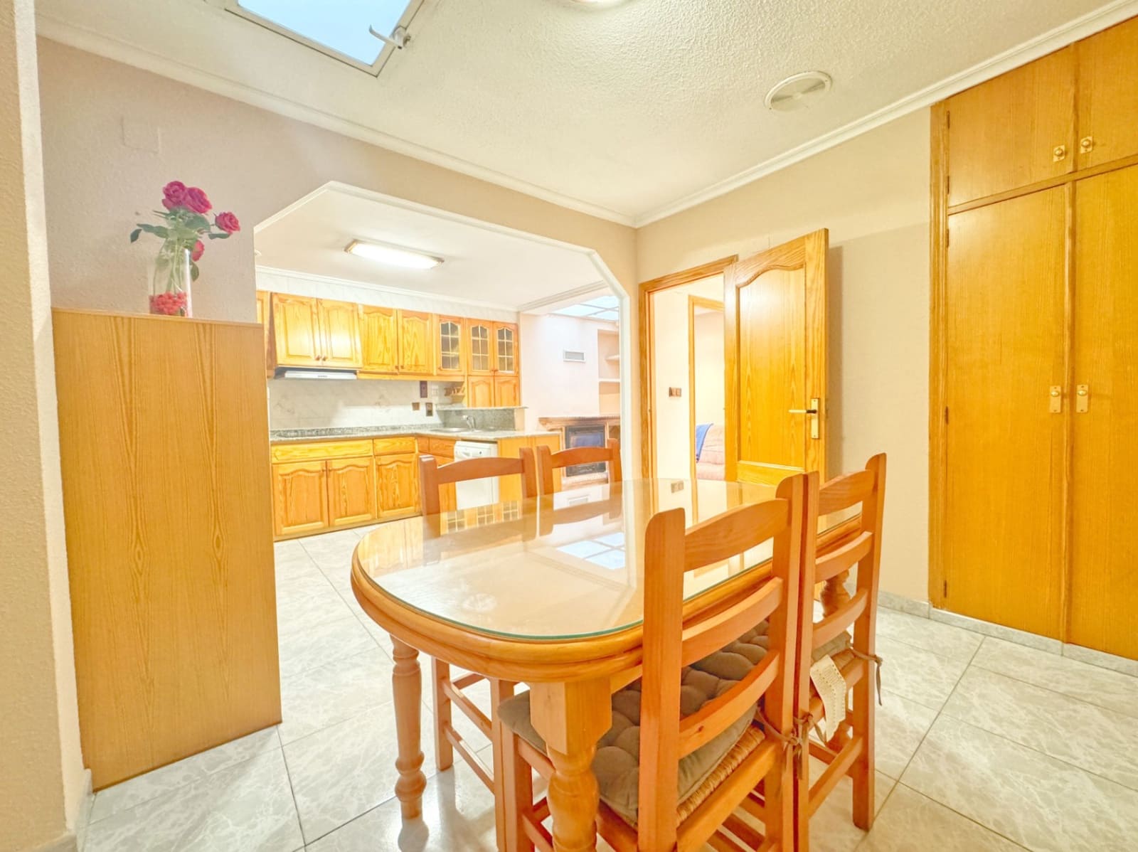 3 soveværelse Byhus til salg i Oliva med garage - € 269.000 (Ref: 9409017)