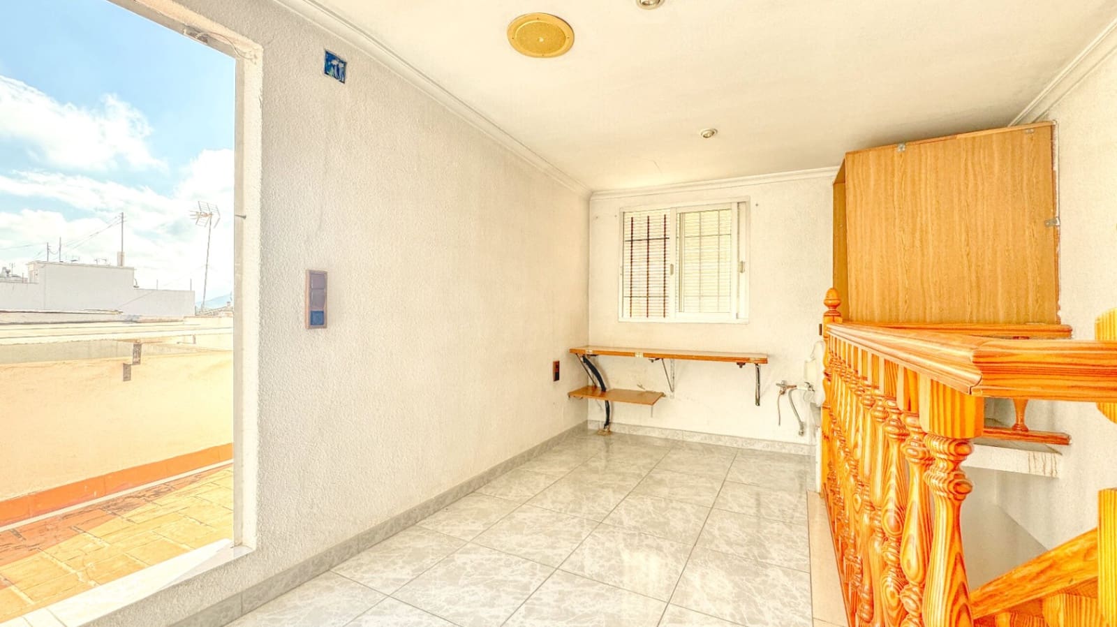 3 soveværelse Byhus til salg i Oliva med garage - € 269.000 (Ref: 9409017)