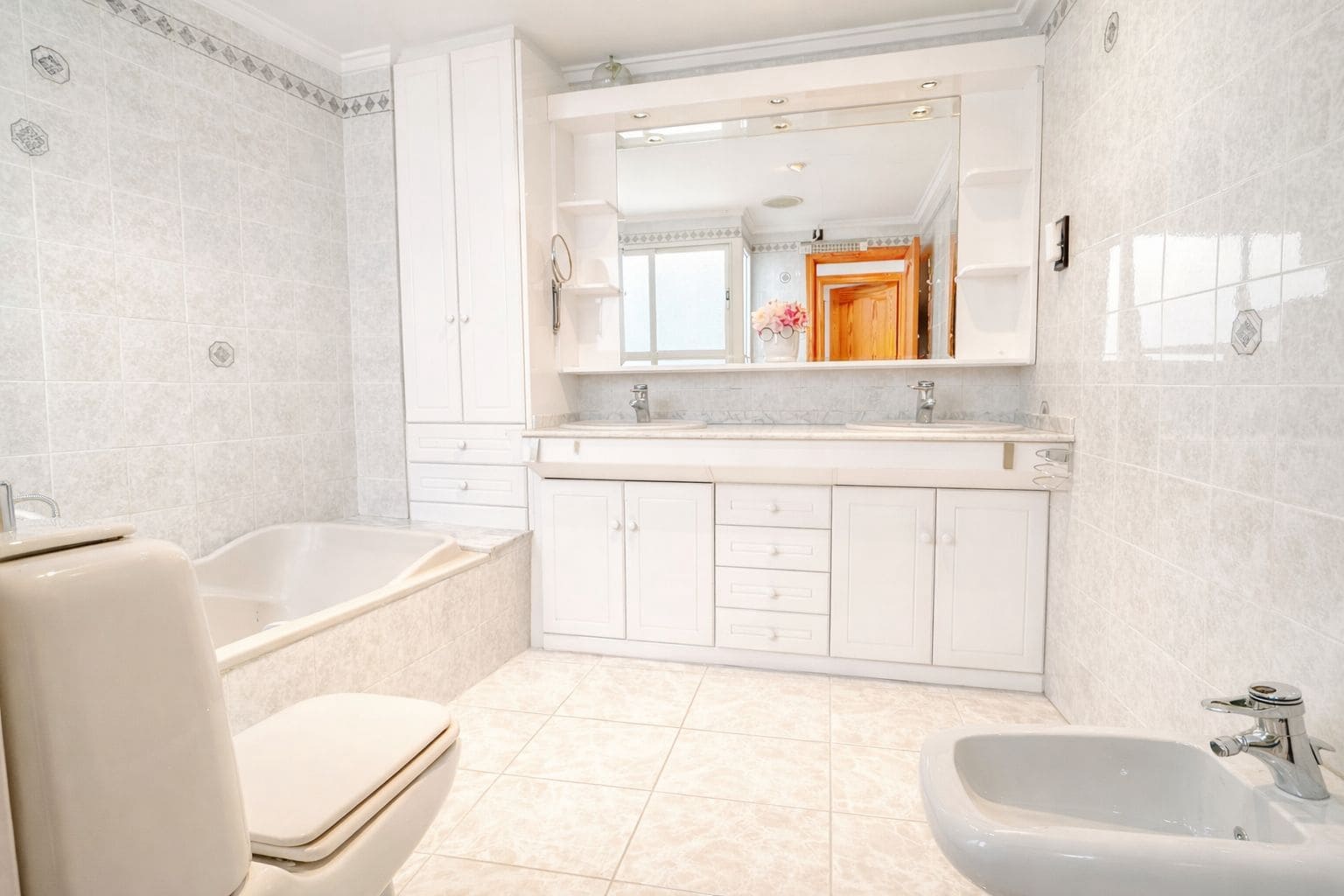 3 chambre Maison de Ville à vendre à Oliva avec garage - 265 000 € (Ref: 9409017)