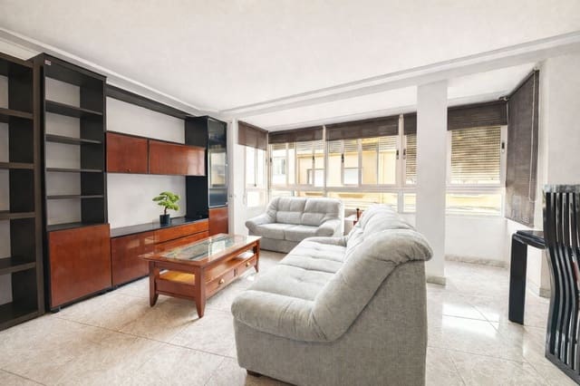 3 camera da letto Casa in vendita in Oliva Pueblo, Oliva con garage - 265.000 € (Rif: 9409017)