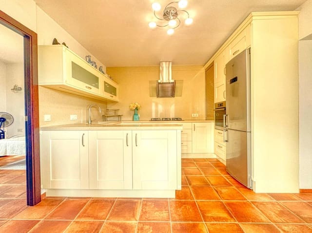 3 bedroom Villa for sale in L'Atzúvia with garage - € 550,000 (Ref: 9409018)