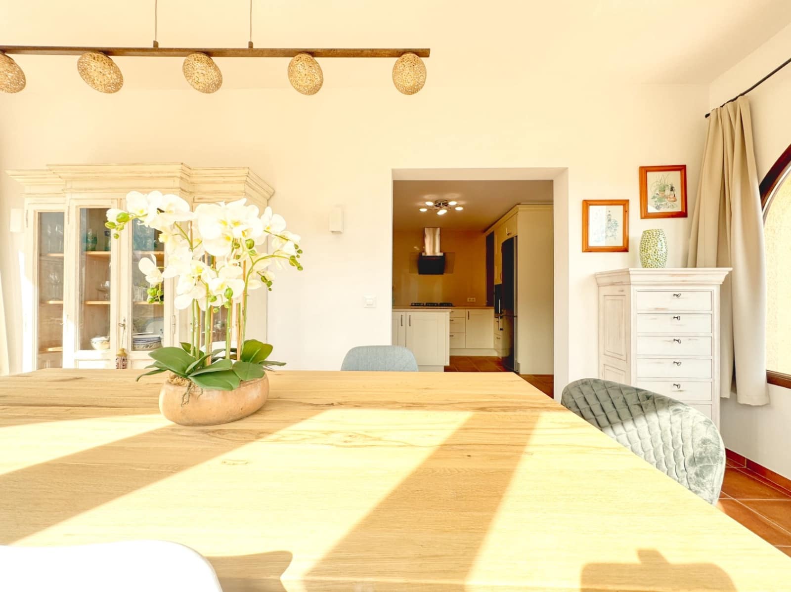 3 bedroom Villa for sale in L'Atzuvia with garage - € 550,000 (Ref: 9409018)