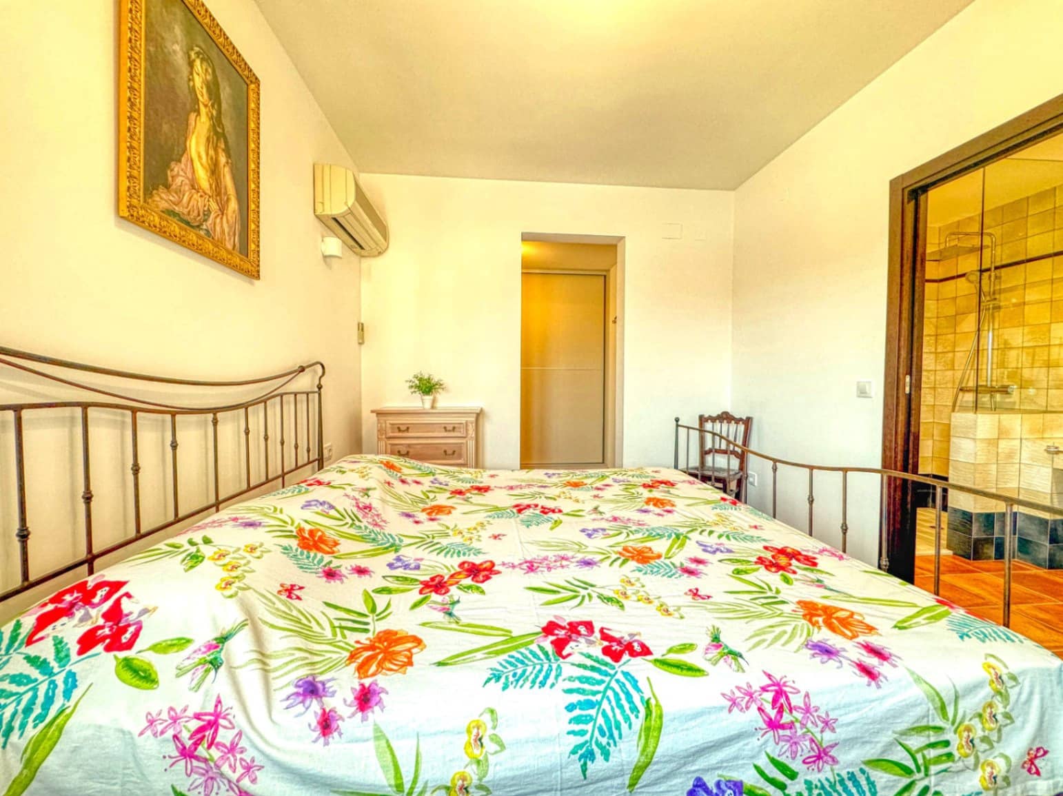 3 bedroom Villa for sale in L'Atzuvia with garage - € 550,000 (Ref: 9409018)