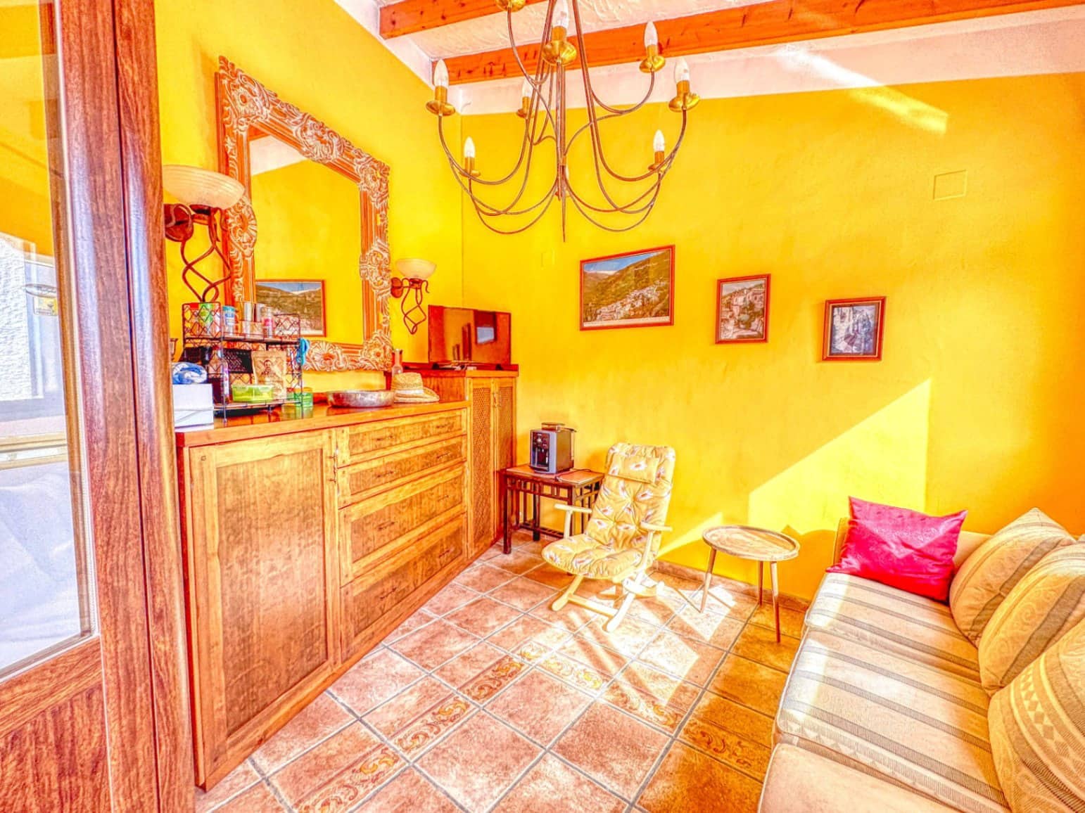 3 bedroom Villa for sale in L'Atzuvia with garage - € 550,000 (Ref: 9409018)