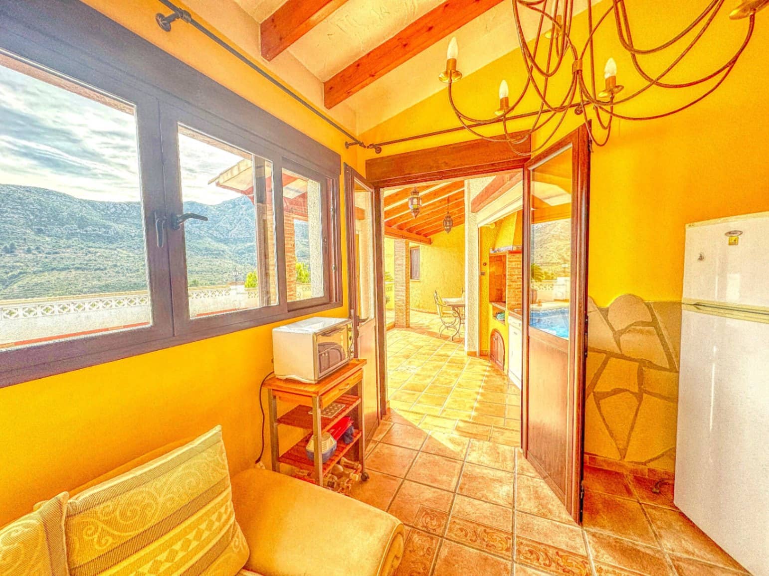 3 bedroom Villa for sale in L'Atzuvia with garage - € 550,000 (Ref: 9409018)