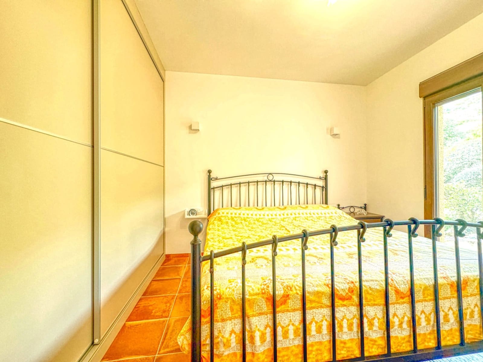 3 bedroom Villa for sale in L'Atzuvia with garage - € 550,000 (Ref: 9409018)