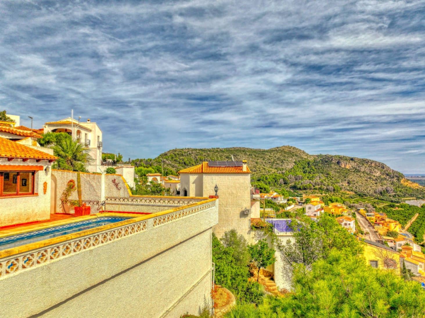 3 bedroom Villa for sale in L'Atzuvia with garage - € 550,000 (Ref: 9409018)