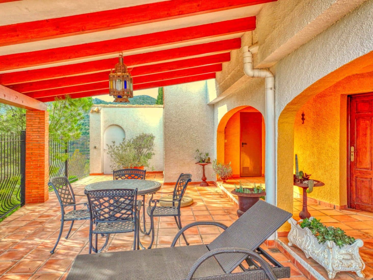 3 bedroom Villa for sale in L'Atzuvia with garage - € 550,000 (Ref: 9409018)