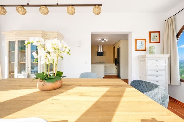 3 sypialnia Willa na sprzedaż w L'Atzúvia z garażem - 550 000 € (Ref: 9409018)