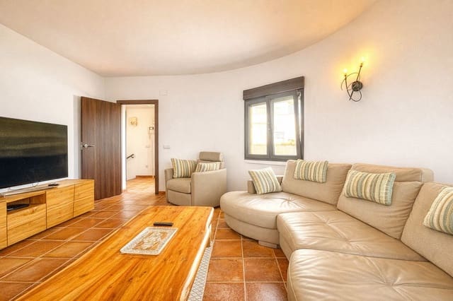 3 slaapkamer Villa te koop in L'Atzúvia met garage - € 550.000 (Ref: 9409018)