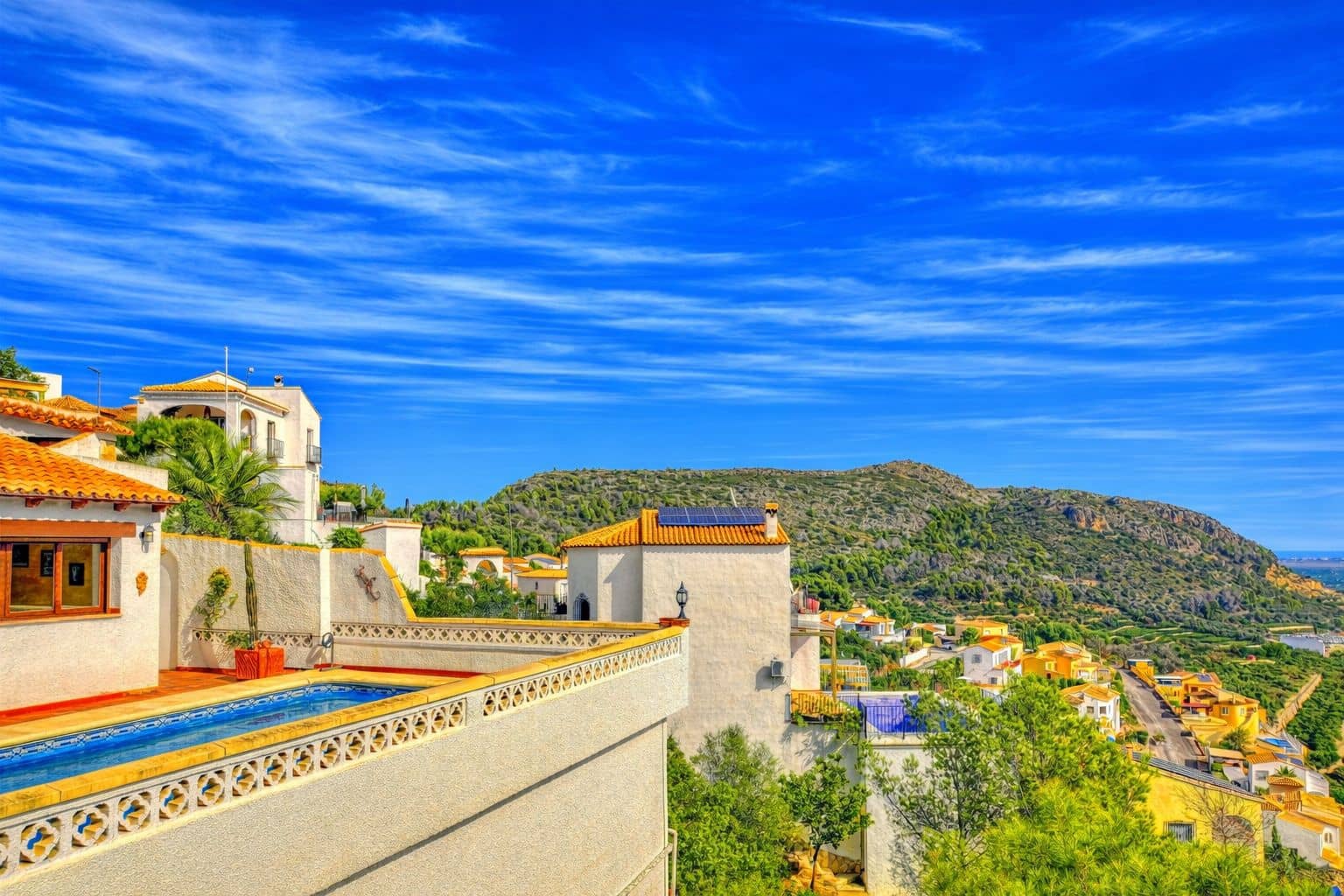 3 slaapkamer Villa te koop in L'Atzuvia met garage - € 550.000 (Ref: 9409018)