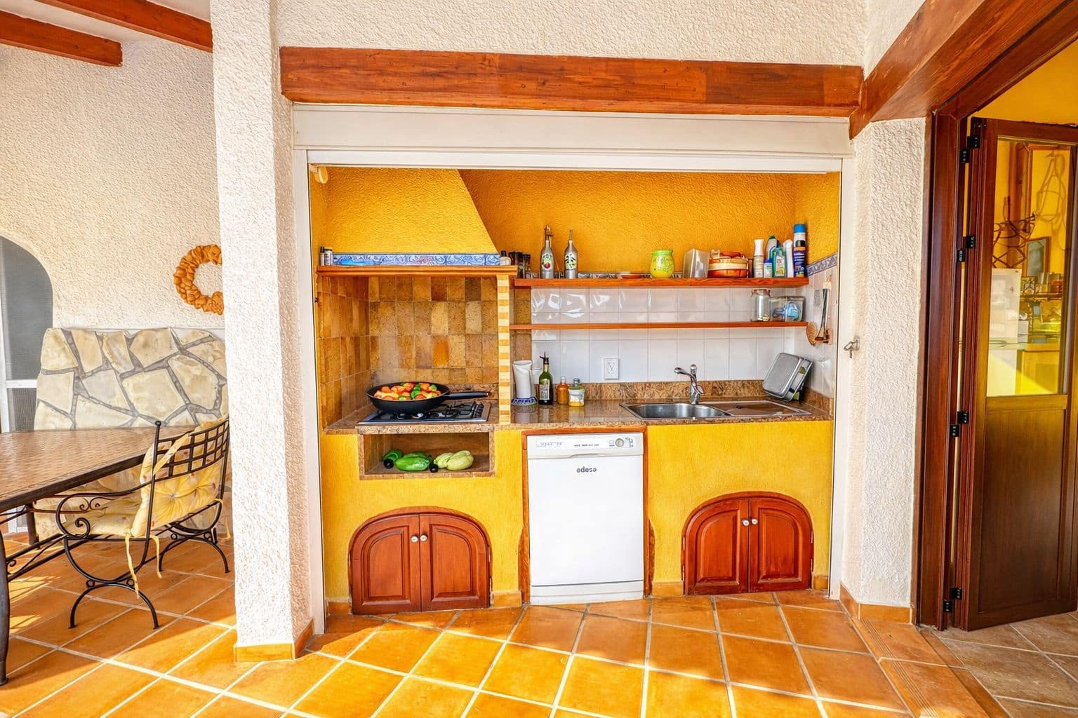 3 slaapkamer Villa te koop in L'Atzuvia met garage - € 550.000 (Ref: 9409018)