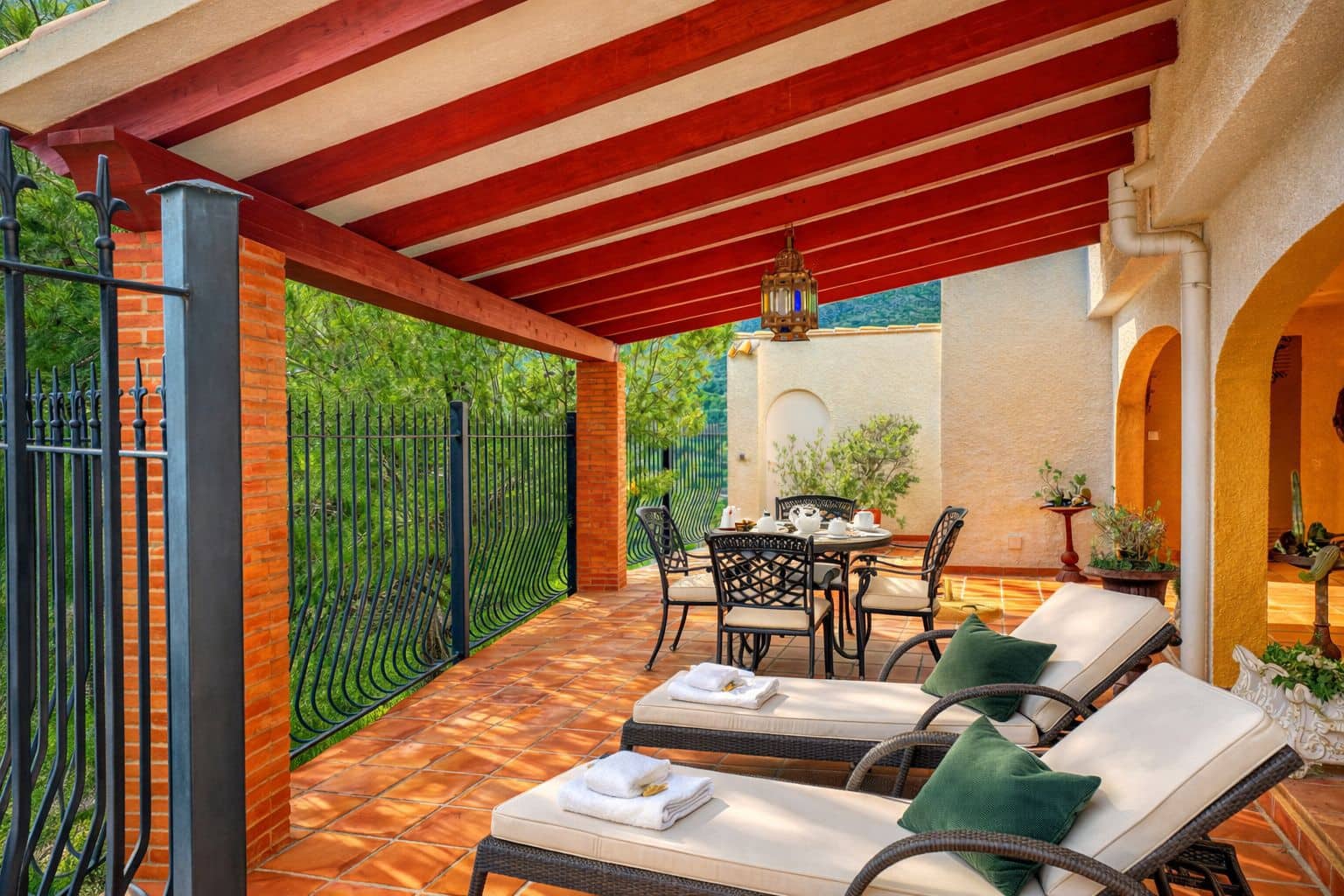 3 slaapkamer Villa te koop in L'Atzuvia met garage - € 550.000 (Ref: 9409018)