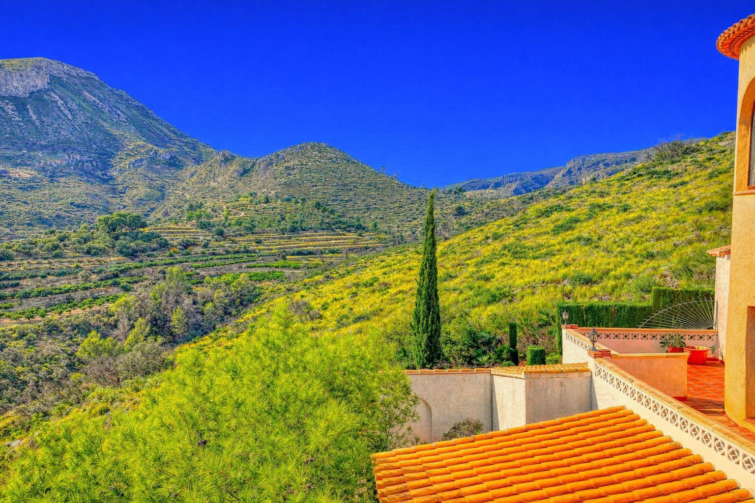 3 slaapkamer Villa te koop in L'Atzuvia met garage - € 550.000 (Ref: 9409018)