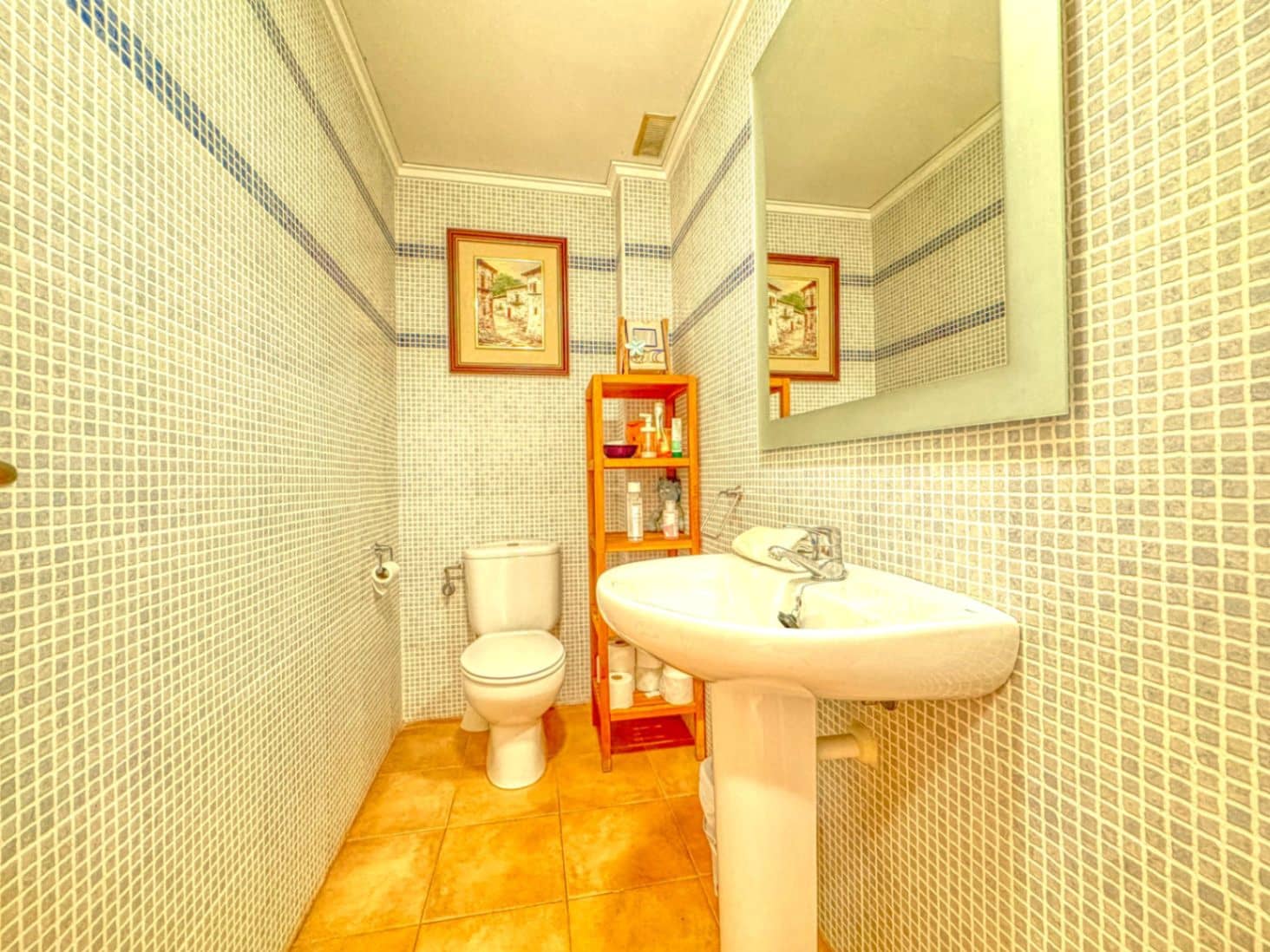 3 makuuhuone Paritalo myytävänä paikassa Oliva mukana 
autotalli - 315 000 € (Ref: 9409046)