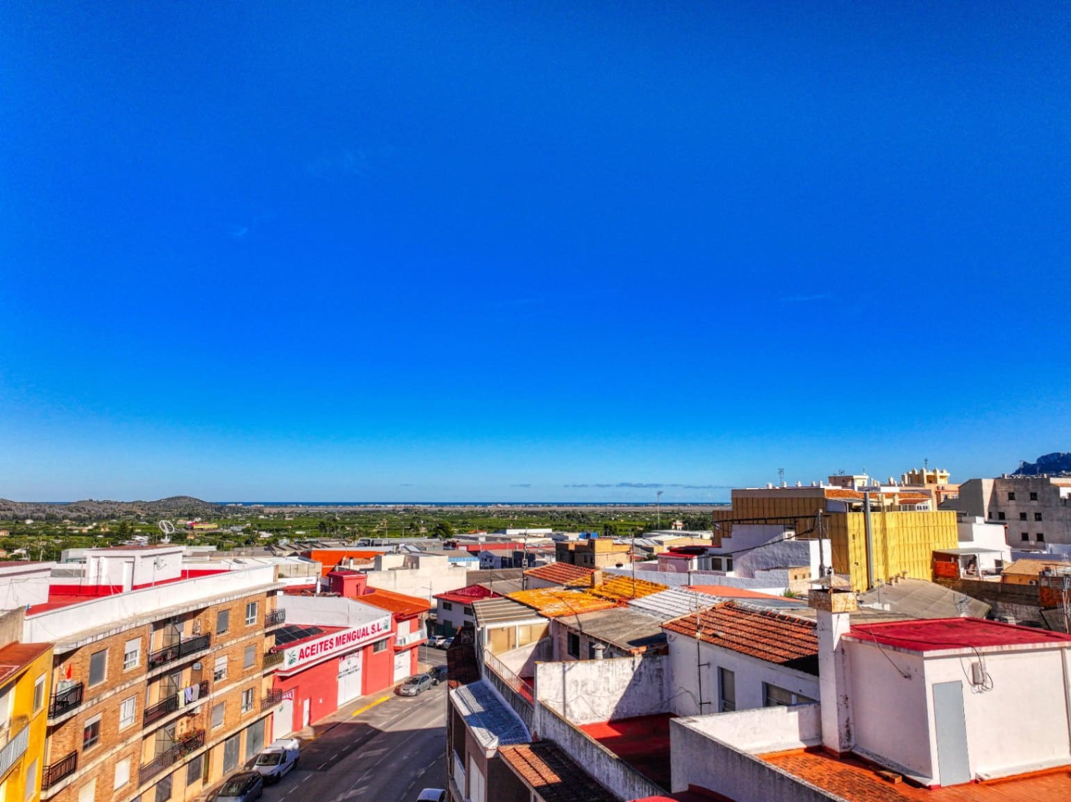 Commercial for sale in Pego - € 45,000 (Ref: 9441670)