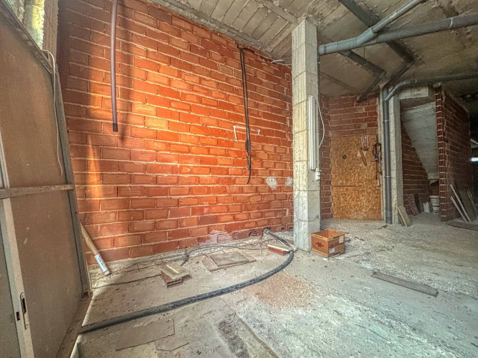 Commercial for sale in Pego - € 45,000 (Ref: 9441670)