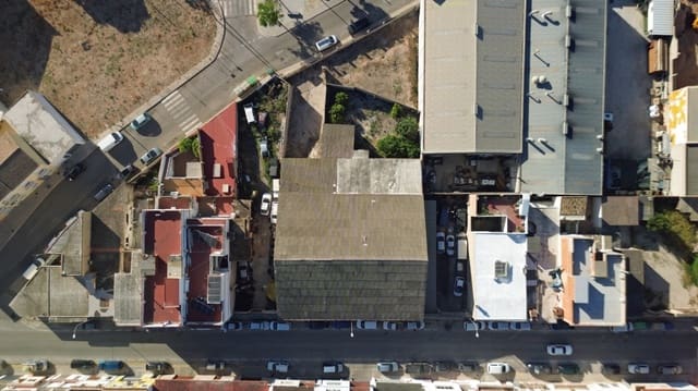 Kaupallinen myytävänä paikassa Pego - 340 000 € (Ref: 9441671)