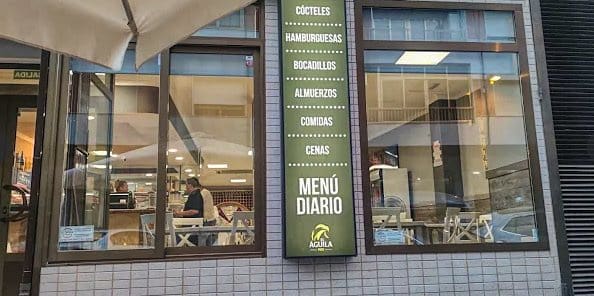 Restaurante/Bar para venda em Oliva Pueblo, Oliva - 210 000 € (Ref: 9442854)