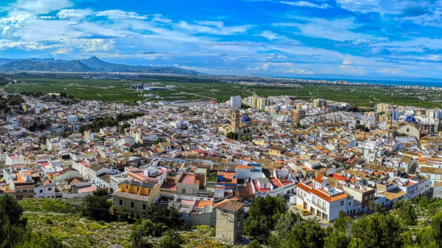 Restaurante/Bar para venda em Oliva - 210 000 € (Ref: 9442854)