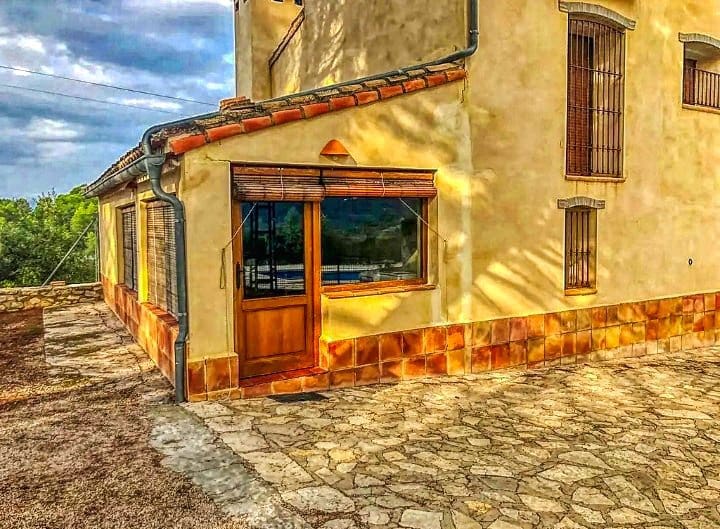 8 soveværelse Finca/Landehus til salg i Planes med swimmingpool garage - € 450.000 (Ref: 9451479)