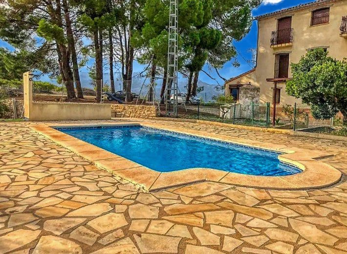 8 soveværelse Finca/Landehus til salg i Planes med swimmingpool garage - € 450.000 (Ref: 9451479)