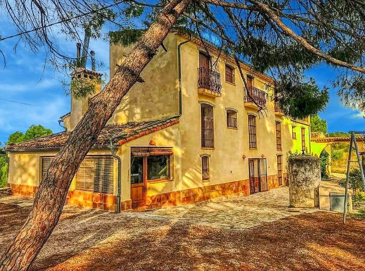 8 soveværelse Finca/Landehus til salg i Planes med swimmingpool garage - € 450.000 (Ref: 9451479)