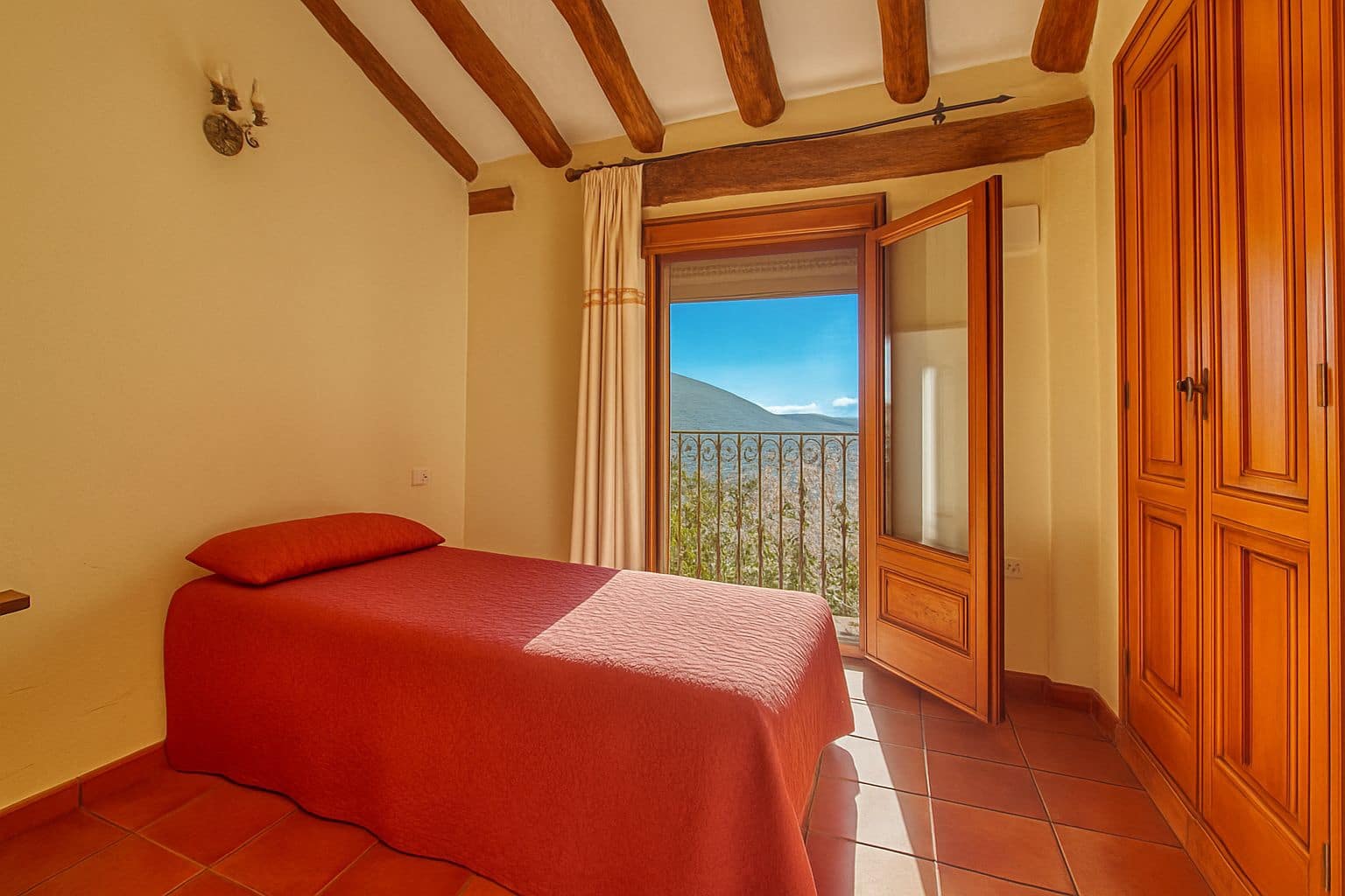 8 soveværelse Finca/Landehus til salg i Planes med swimmingpool garage - € 450.000 (Ref: 9451479)