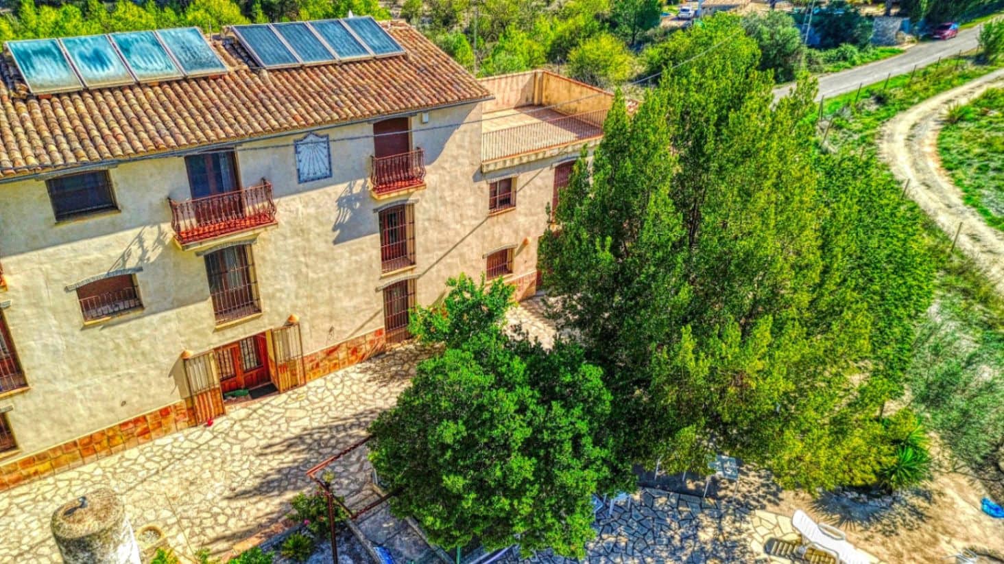 8 soveværelse Finca/Landehus til salg i Planes med swimmingpool garage - € 450.000 (Ref: 9451479)