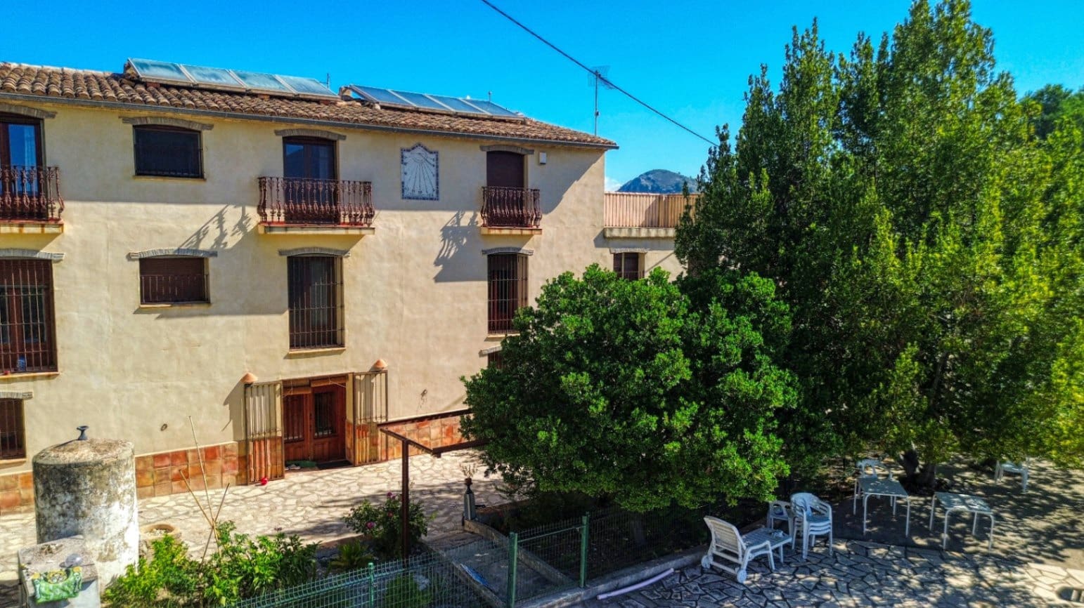 8 soveværelse Finca/Landehus til salg i Planes med swimmingpool garage - € 450.000 (Ref: 9451479)