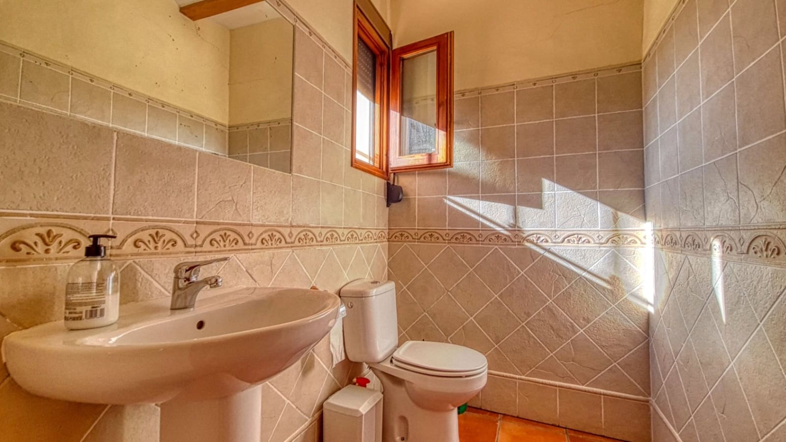 8 soveværelse Finca/Landehus til salg i Planes med swimmingpool garage - € 450.000 (Ref: 9451479)