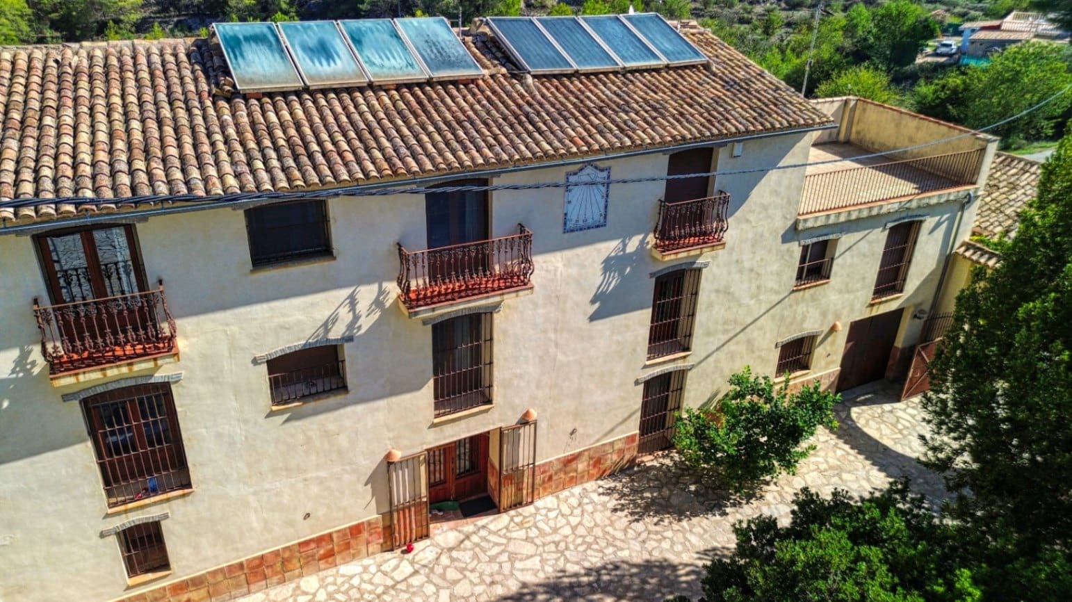 8 soveværelse Finca/Landehus til salg i Planes med swimmingpool garage - € 450.000 (Ref: 9451479)