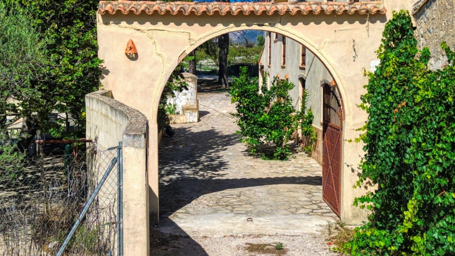 8 soveværelse Finca/Landehus til salg i Planes med swimmingpool garage - € 450.000 (Ref: 9451479)