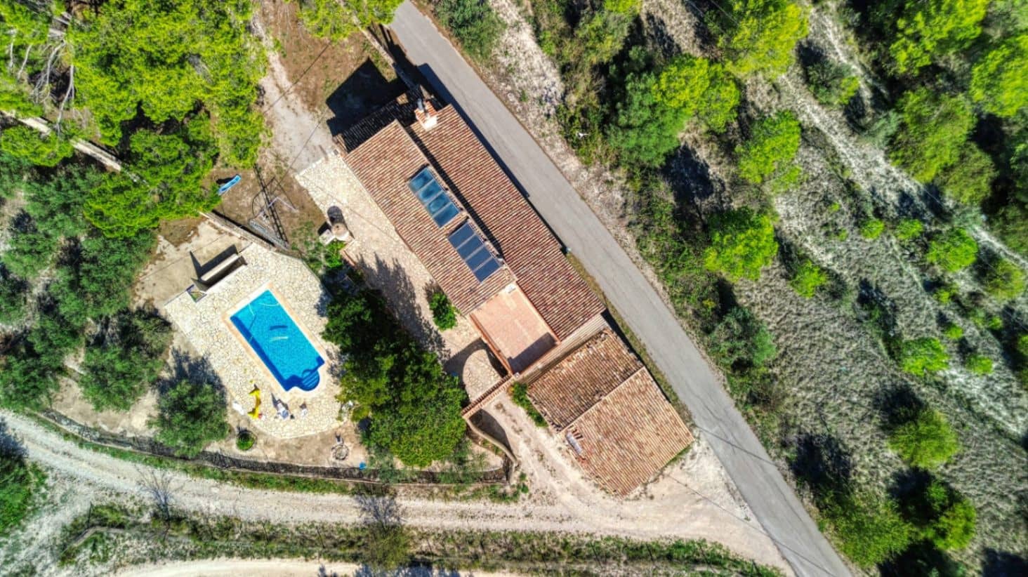 8 soveværelse Finca/Landehus til salg i Planes med swimmingpool garage - € 450.000 (Ref: 9451479)