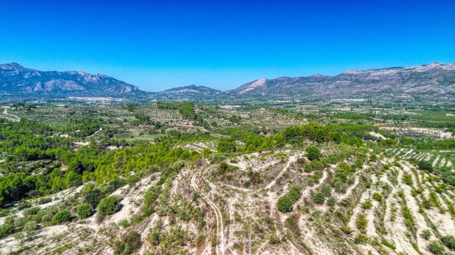 8 soveværelse Finca/Landehus til salg i Planes med swimmingpool garage - € 450.000 (Ref: 9451479)