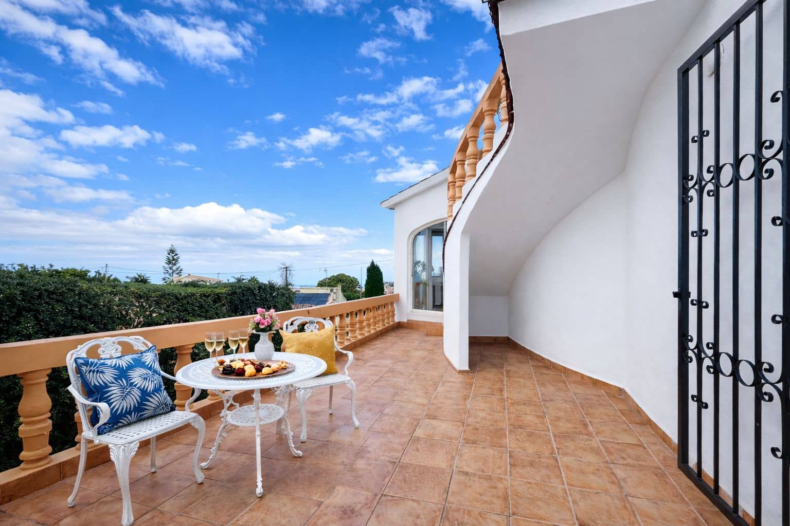 5 bedroom Villa for sale in Denia with pool garage - € 795,000 (Ref: 9478923)