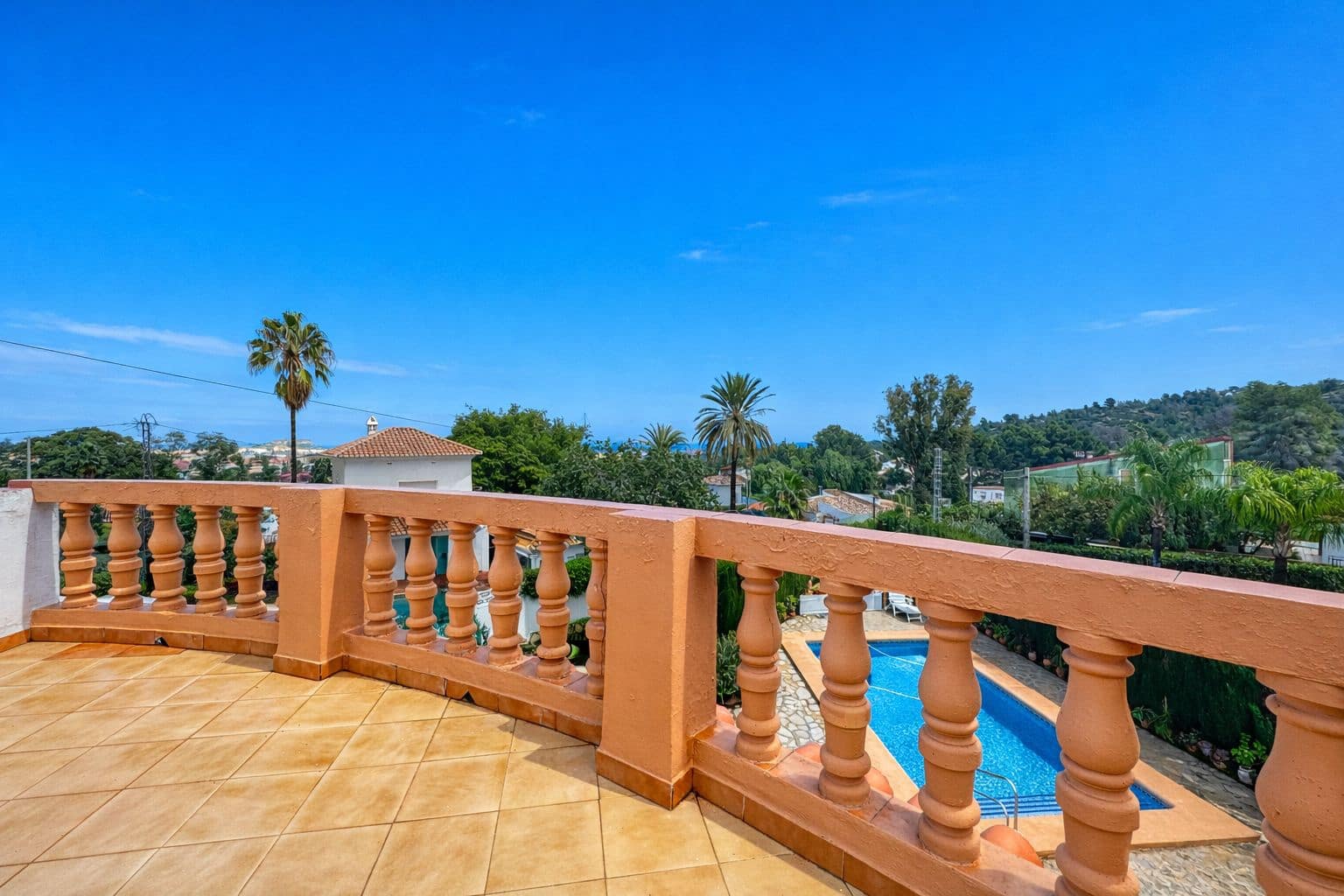 5 bedroom Villa for sale in Denia with pool garage - € 795,000 (Ref: 9478923)