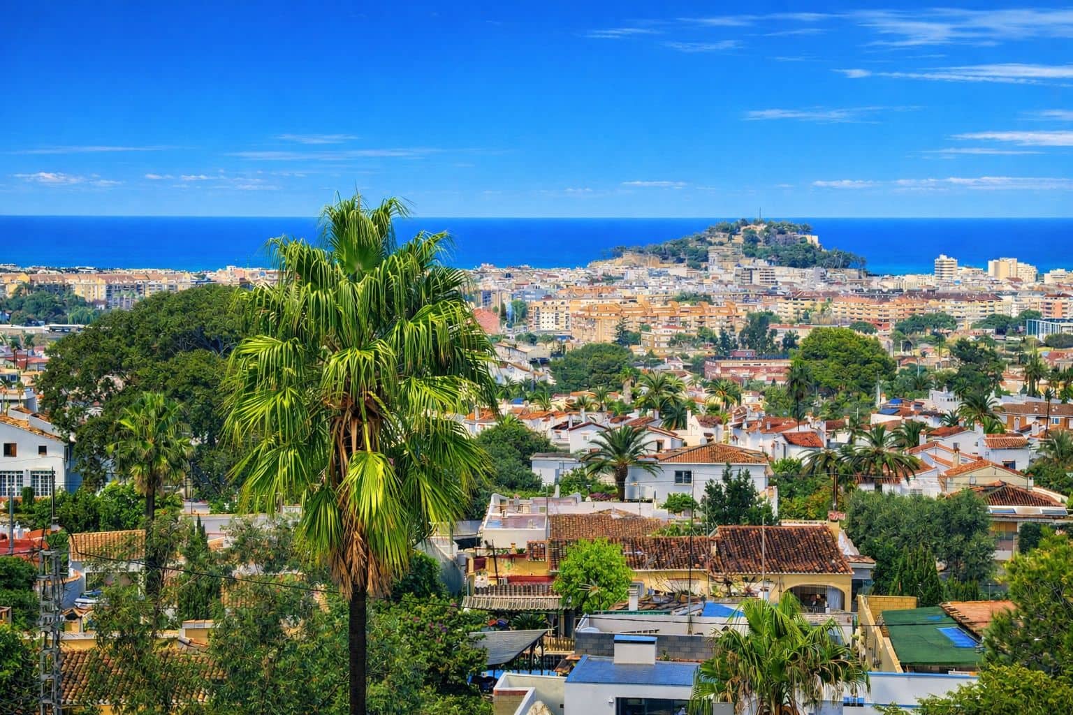 5 bedroom Villa for sale in Denia with pool garage - € 795,000 (Ref: 9478923)