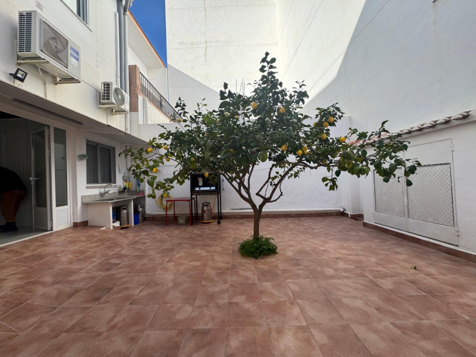 4 bedroom Townhouse for sale in Pego - € 360,000 (Ref: 9589325)