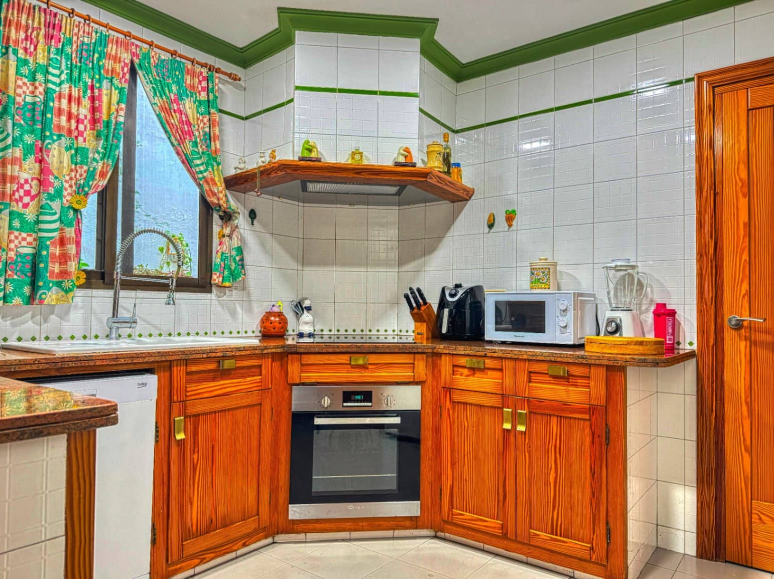 7 slaapkamer Huis te koop in Pego met garage - € 259.000 (Ref: 9618377)