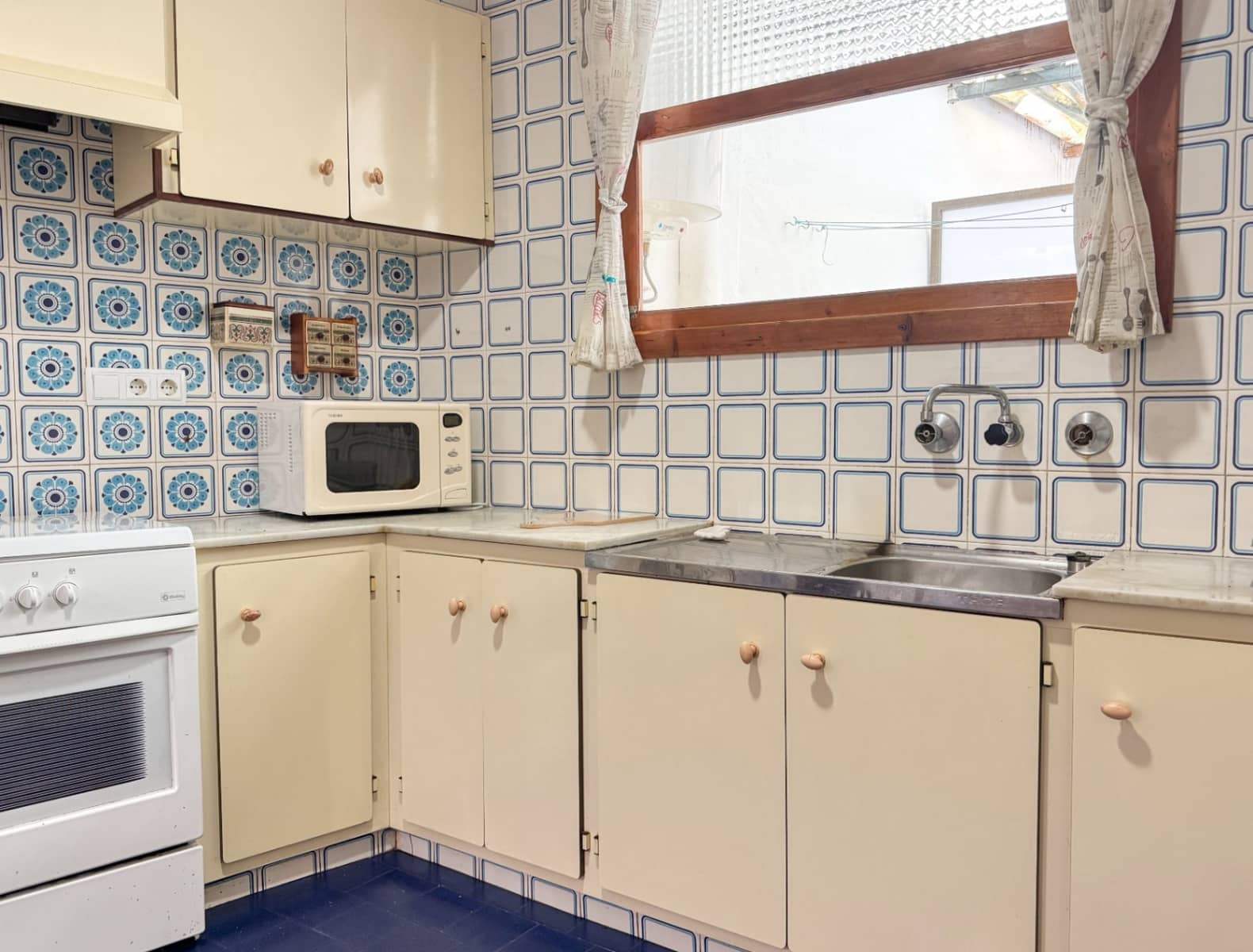 7 slaapkamer Huis te koop in Pego met garage - € 259.000 (Ref: 9618377)