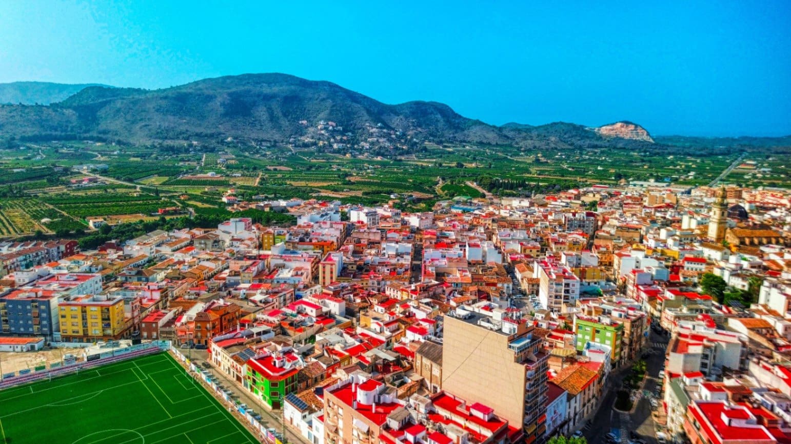 7 slaapkamer Huis te koop in Pego met garage - € 259.000 (Ref: 9618377)