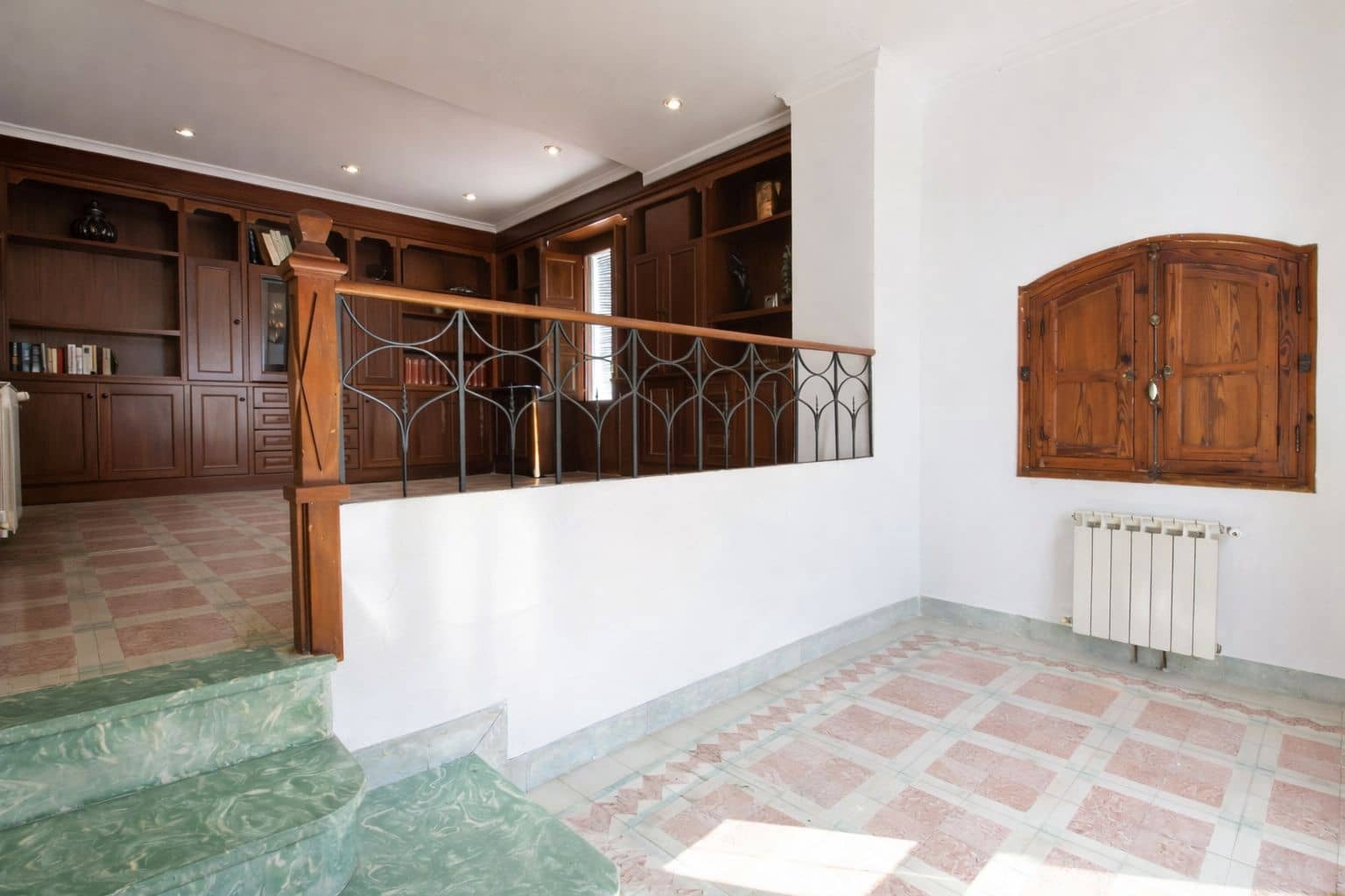 7 slaapkamer Villa te koop in Pego met zwembad garage - € 995.000 (Ref: 9660784)