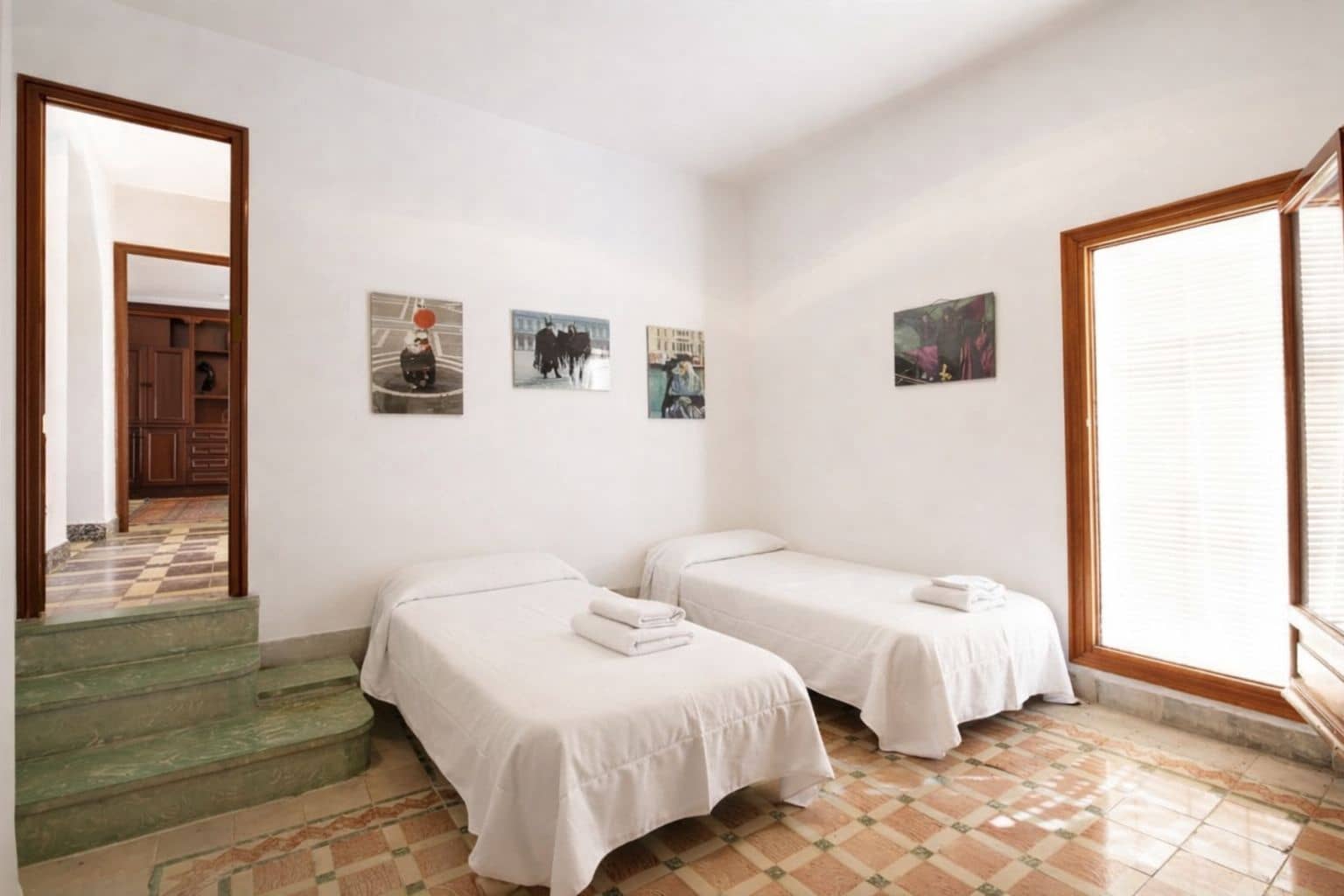 7 slaapkamer Villa te koop in Pego met zwembad garage - € 995.000 (Ref: 9660784)