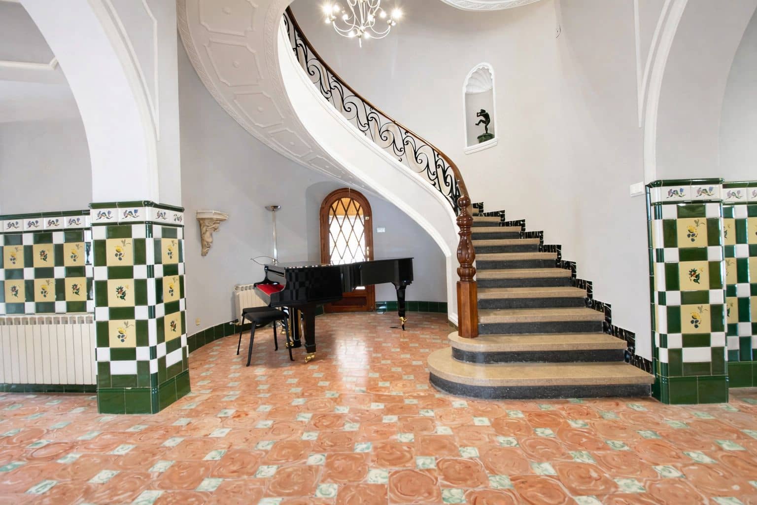 7 slaapkamer Villa te koop in Pego met zwembad garage - € 995.000 (Ref: 9660784)