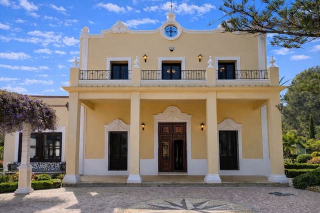 7 slaapkamer Villa te koop in Pego met zwembad garage - € 995.000 (Ref: 9660784)