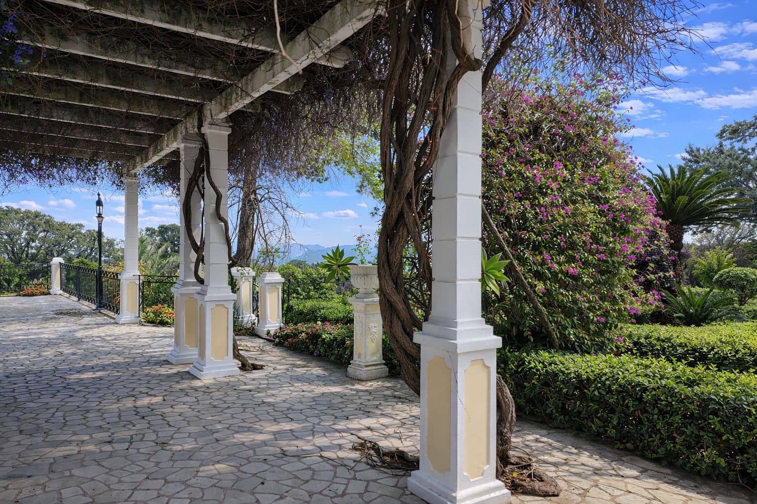 7 slaapkamer Villa te koop in Pego met zwembad garage - € 995.000 (Ref: 9660784)