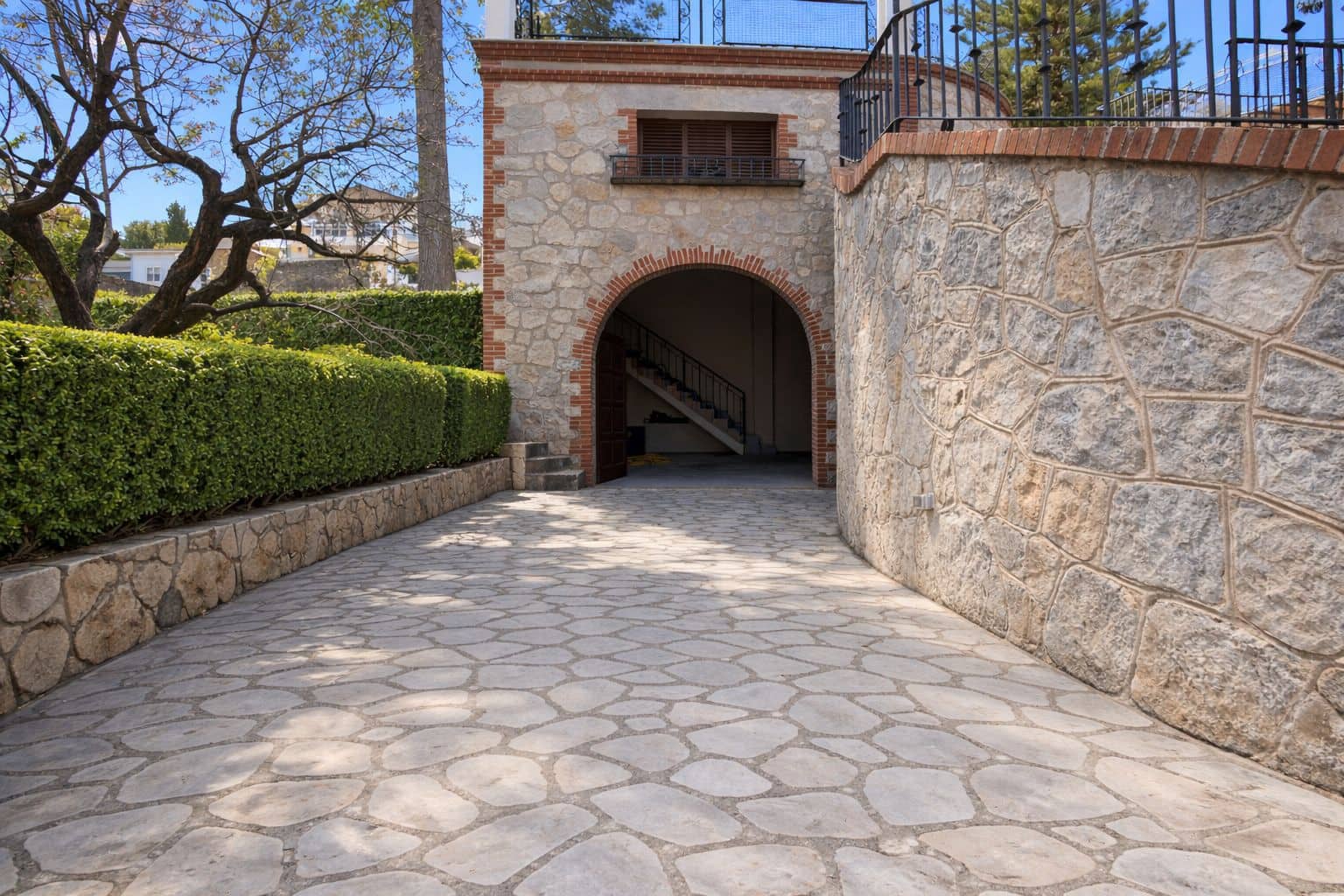 7 slaapkamer Villa te koop in Pego met zwembad garage - € 995.000 (Ref: 9660784)