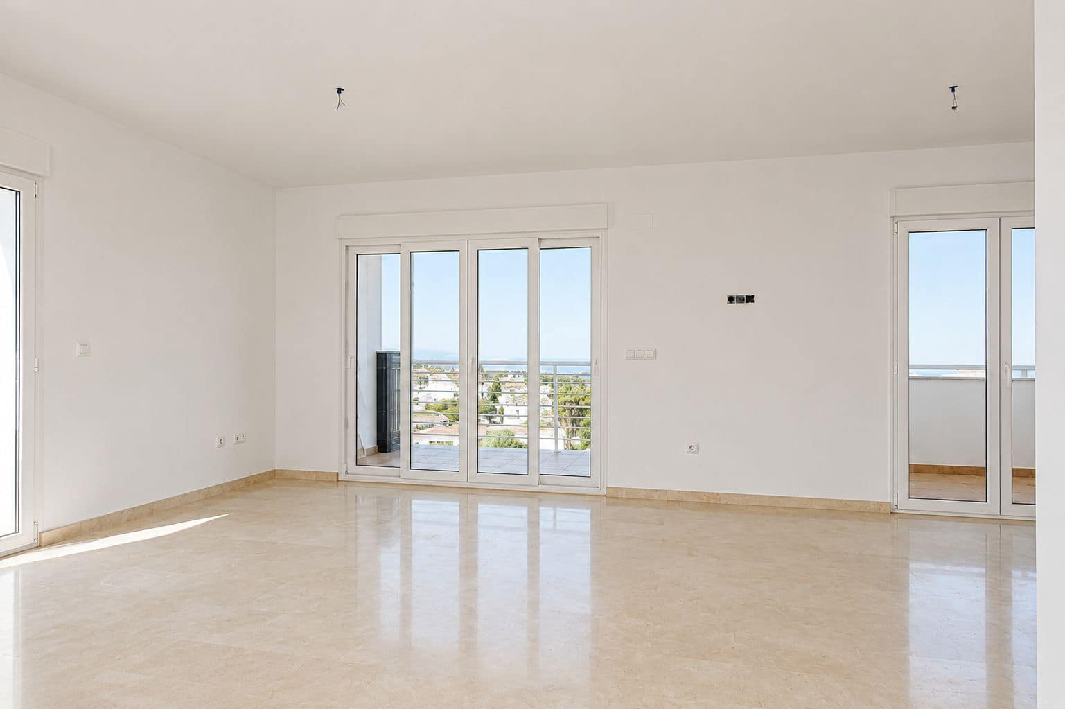 3 camera da letto Attico in vendita in Pego - 389.000 € (Rif: 9731542)