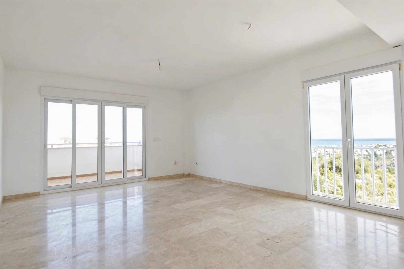 3 bedroom Apartment for sale in Pego - € 263,000 (Ref: 9731543)